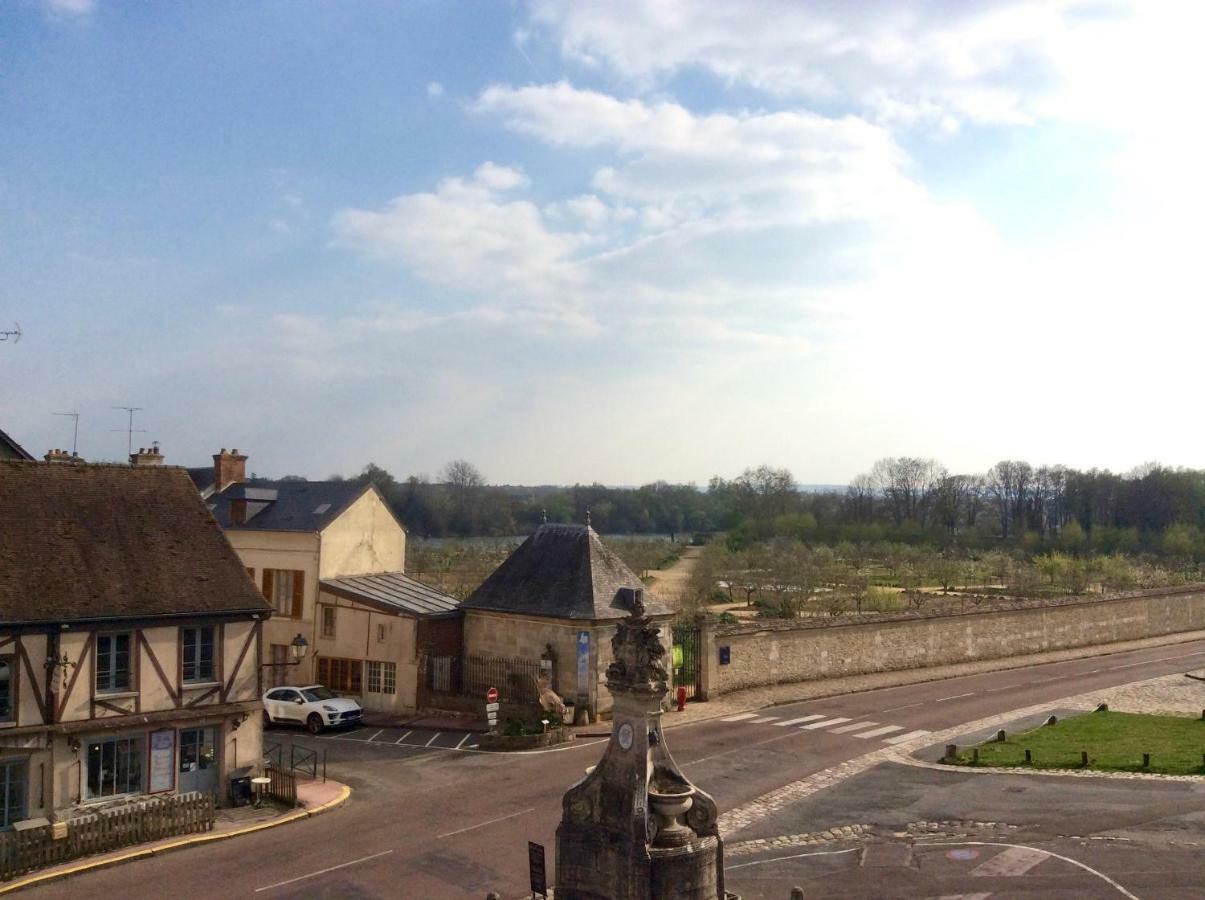 Gite De L'Ecu La Roche-Guyon Exterior foto