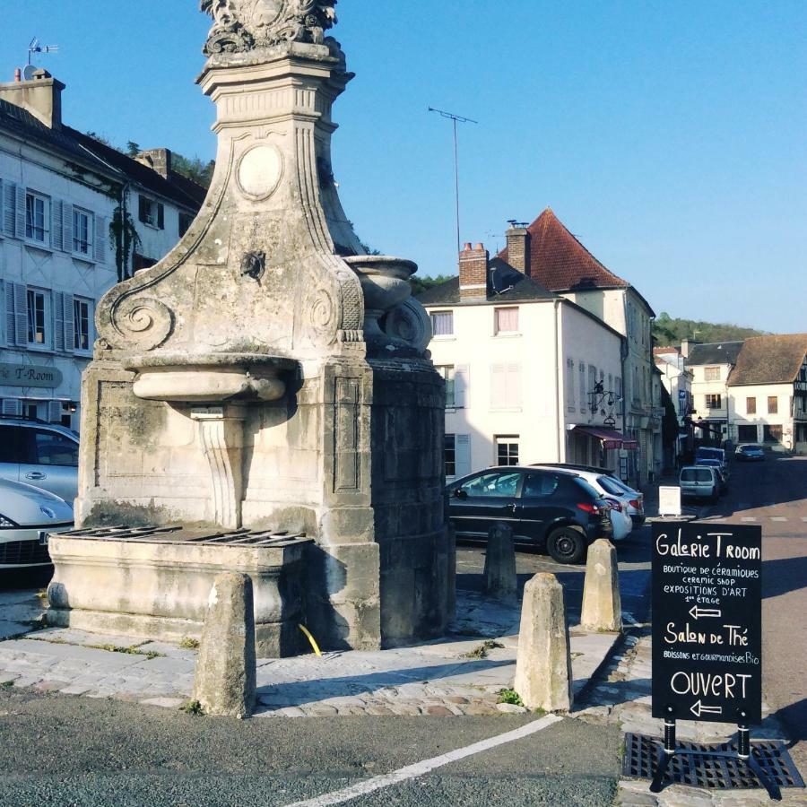 Gite De L'Ecu La Roche-Guyon Exterior foto